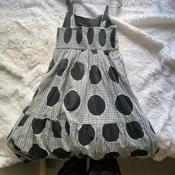 Carly Jean Los Angeles Black and White Polka Dot Maxi Dress - Picture 4 of 9
